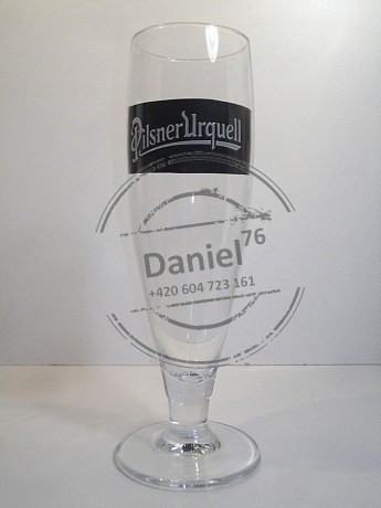 Na nožičce 0,3L 03