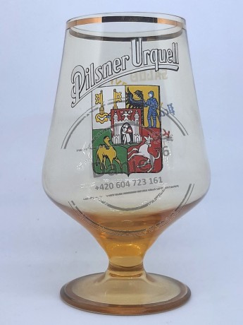 Na nožičce 0,3L 08a